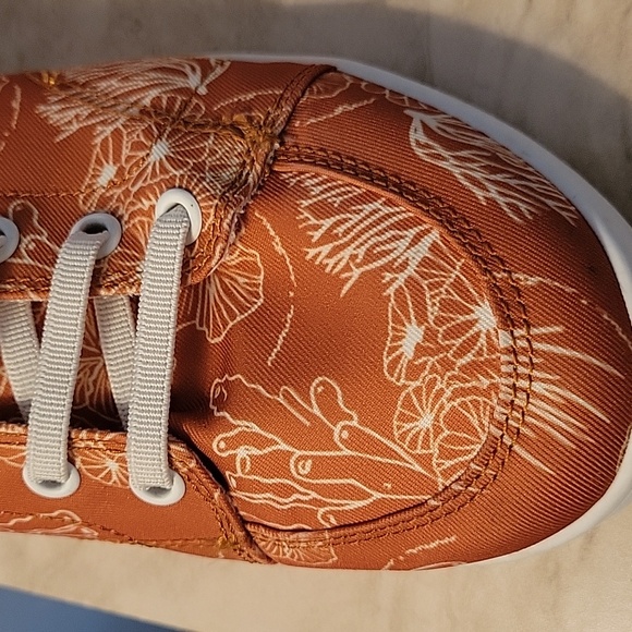 Vionic Beach Pismo Orange Coral Pattern Slip On Sneakers 9.5M - Picture 8 of 10